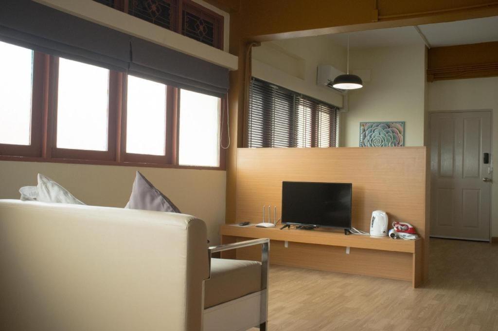 Alameda Suites Hotel Bangkok Zewnętrze zdjęcie